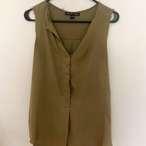 Harlowe & Graham Sleeveless Bouse